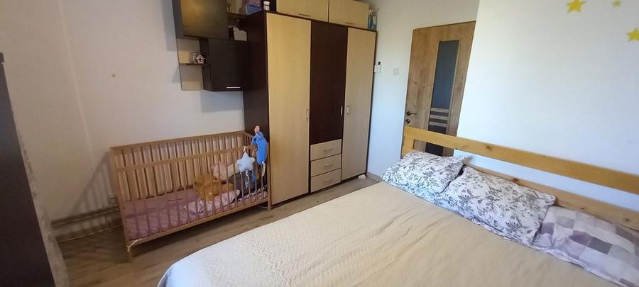 Vand garsoniera in zona Chibrit sector 1 - 5