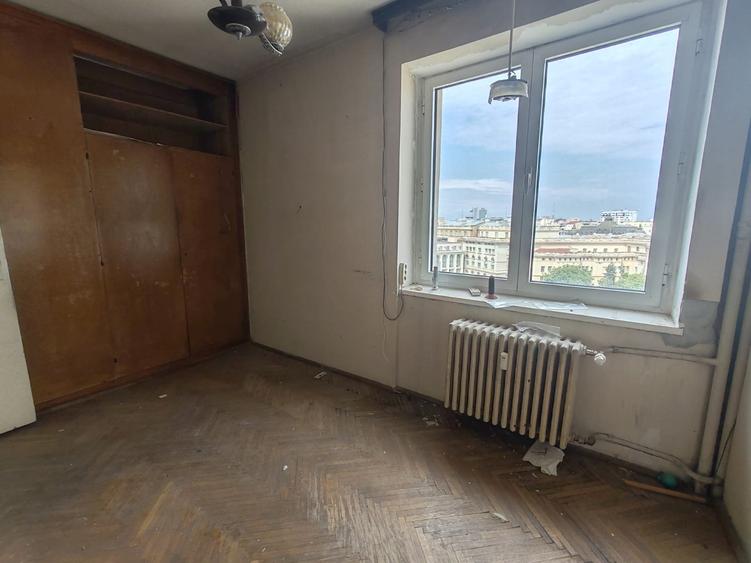 Sala Palatului 3 camere cu vedere superba nerenovat - 8