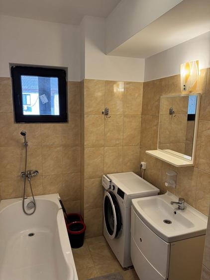 Inchiriez ap 2 camere - 2