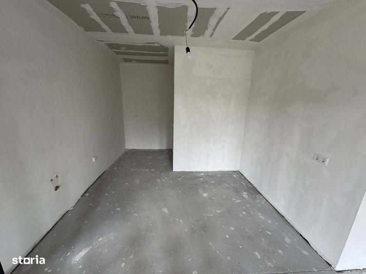 Casa noua 2 dormitoare + living , 4.5 ari teren , Lazuri - 9