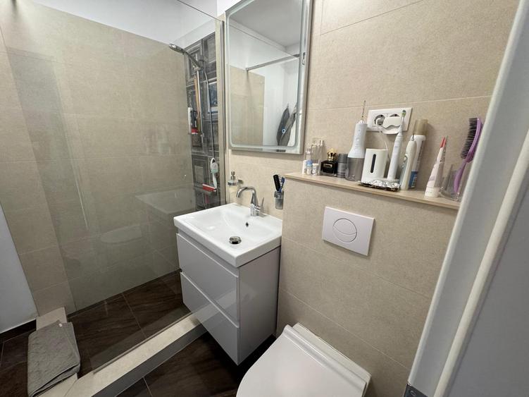 Vanzare apartament renovat doua camere mobilat/utilat Palatul Cotroceni - 12