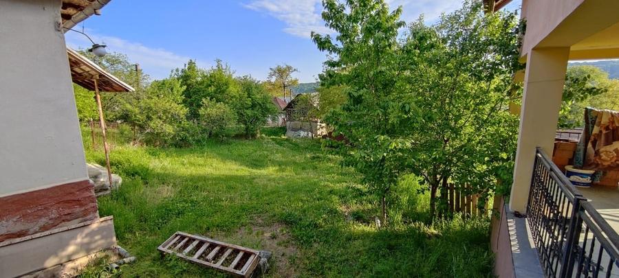 Casa+ casa batraneasca Surupate(Comuna Francesti, Valcea) - 6