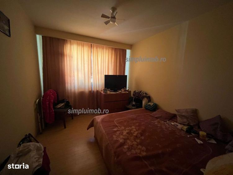 Apartament cu 3 camere decomandat, mobilat în Central — fotografia 1