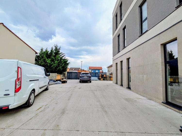 Spatiu comercial - 108 mp - Comision 0% - 7