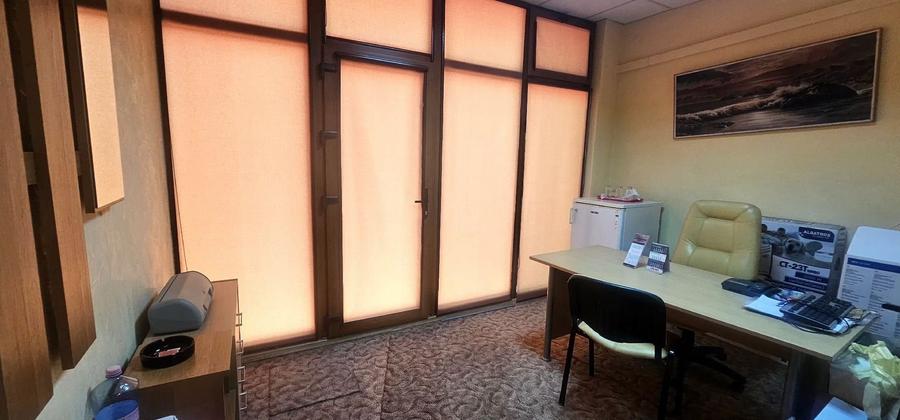 Spatiu comercial de inchiriat – 2 camere, 33 mp,  zona Port - 4