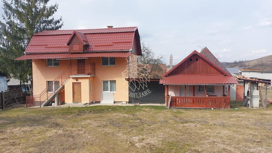 Comision 0% Casă cu teren de 2.841 mp 2 locuințe Margau apropape Cluj si Apuseni - 1