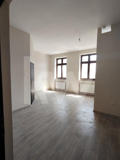 Casa ideala pentru investitie zona centrala - 1