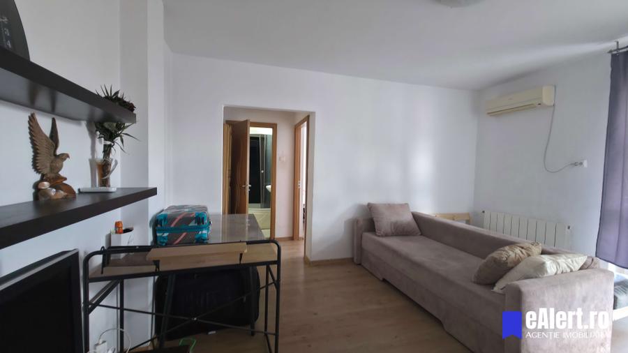 Apartament cu 2 camere în P-ța Unirii