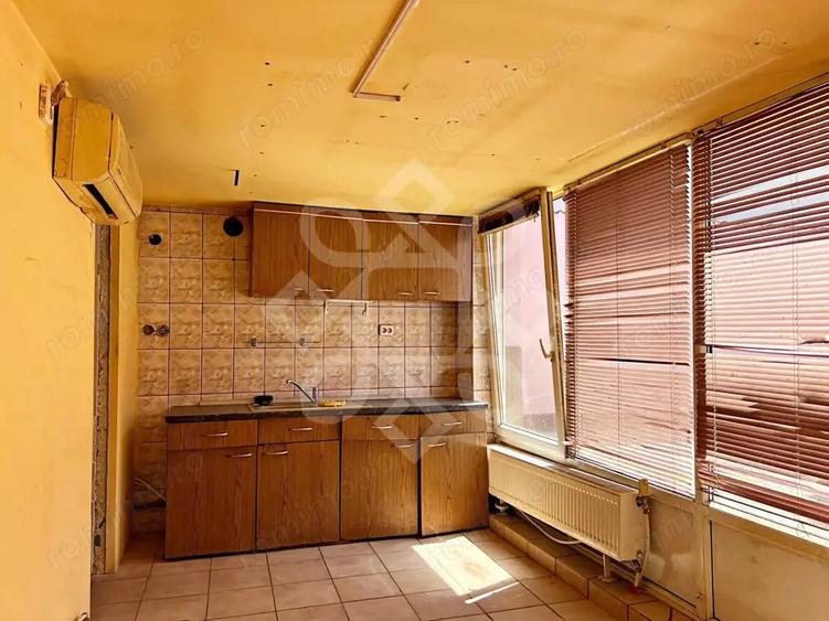 Casa cu 6 camere de inchiriat in Rogerius - 8