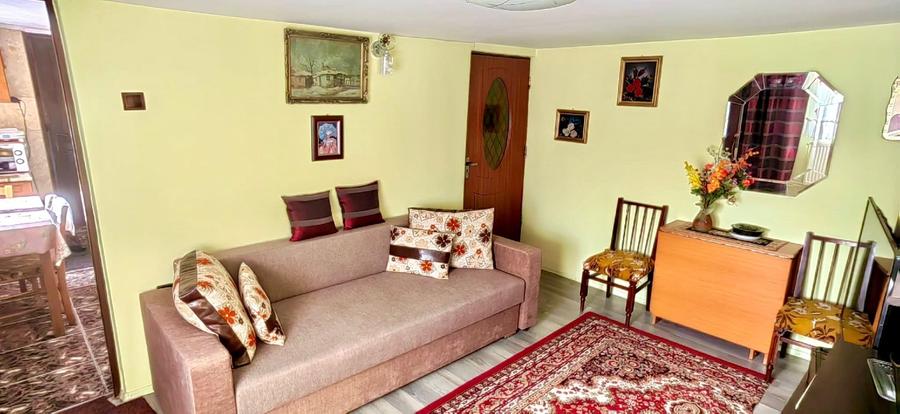 Casa Comuna Glodeni  - 2