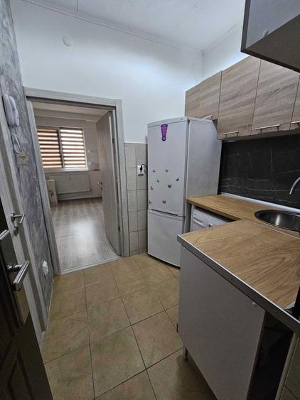 Vand Garsoniera 22 mp Bd. Iuliu Maniu ,Militari Sector 6 - 6