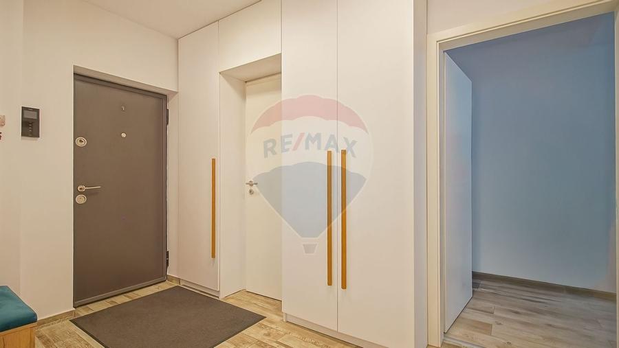 Apartament cu 2 camere de vânzare, parcare subterană și supraterană - 6