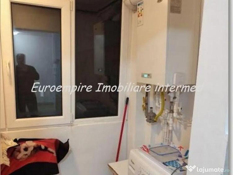 Apartament 2 camere decomandate zona KM 5 - 8