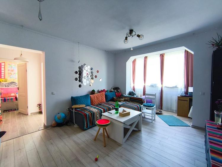 Apartament cu 2 camere,50 mp, etaj 1, complet renovat - Langa piata STAR - 2