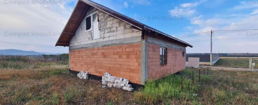 Casa la ro?u in zona Dumbrava Ro?ie - 3