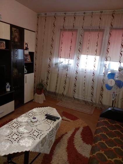 Vand apartament 3 camere - 3