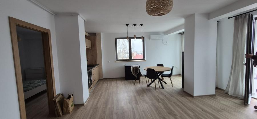 De inchiriat penthouse nou, aproape de spitale - 1