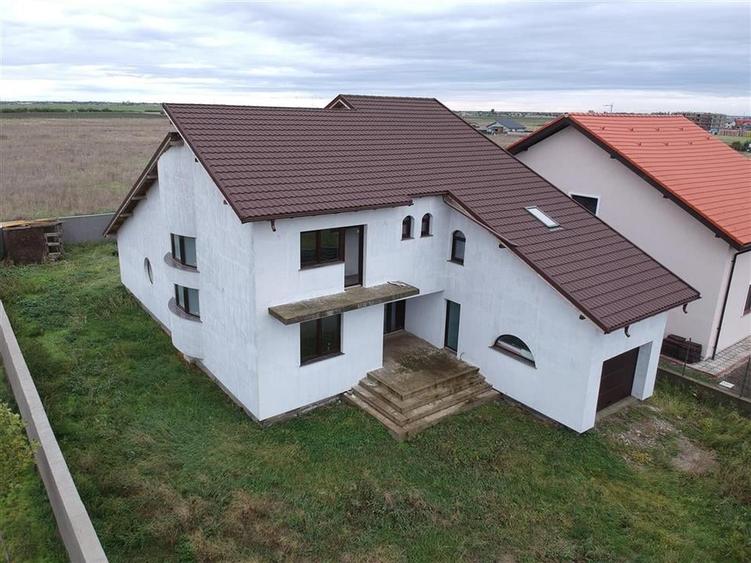 CASA P+E LA STADIU DE FINISAJE,  STR. CUZA VODA,  ZONA PETRESTI - 4