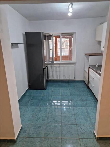 Soarelui - 2 Camere - Centrala proprie - Decomandat - 4