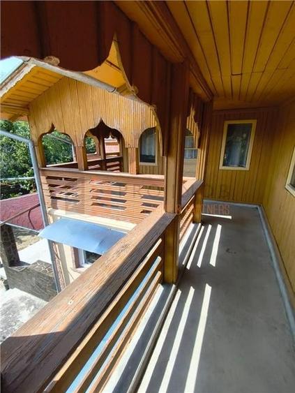 Casă individuală cu 6 camere cu Teren 1717 Mp în Lunca Frumoasă