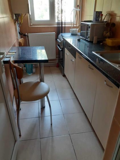 Apartament cu 2 camere decomandat în Exterior Vest
