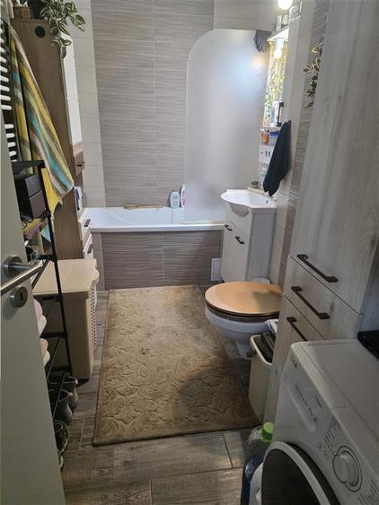 Apartament cu 2 camere decomandat, mobilat în Avantgarden