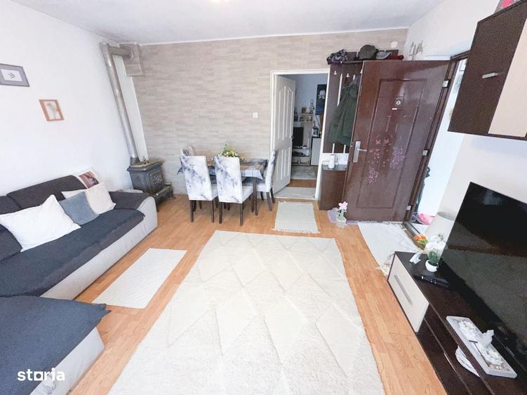 Casă cu 3 camere cu Teren 1176 Mp în Central