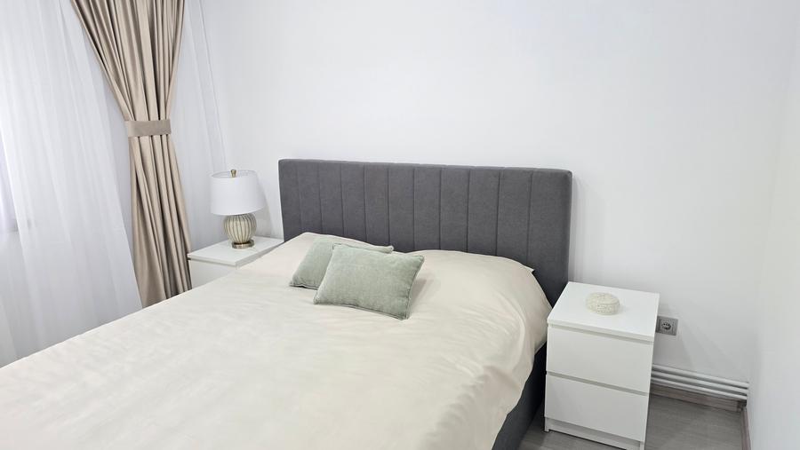 Apartament cu 2 camere decomandat în 22 Decembrie