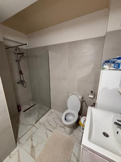 Apartament cu 2 camere semidecomandat în Vișan