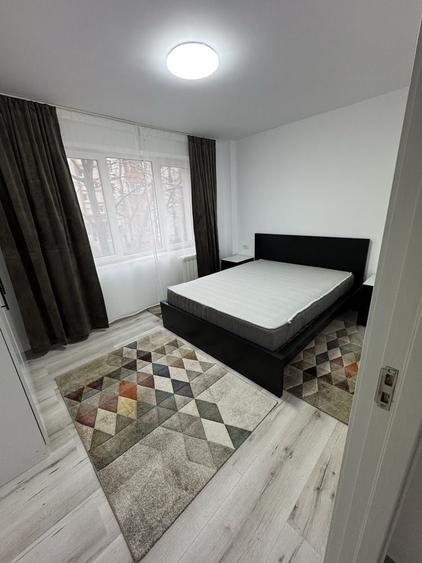 Apartament cu 2 camere semidecomandat în Cina