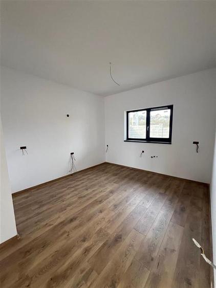 Casă individuală cu 4 camere cu Teren 616 Mp în Paleu