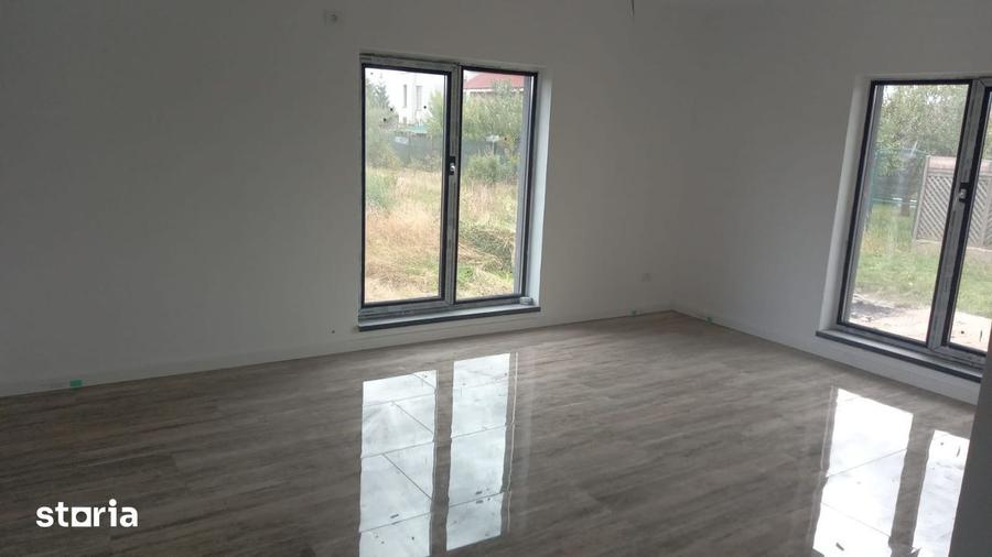 Casă cu 4 camere cu Teren 240 Mp în Cetate