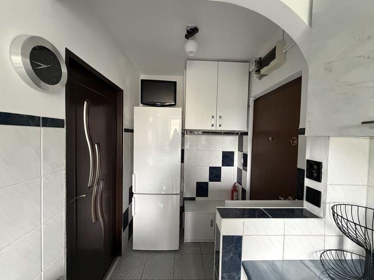 Apartament cu 2 camere semidecomandat în Lotus