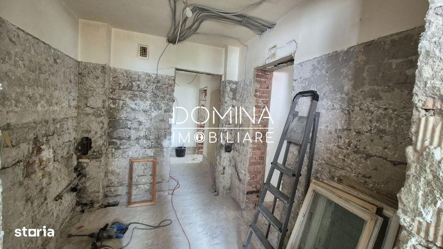 Vanzare apartament 3 camere, str. Nicolae Balcescu - zona centrala - 1