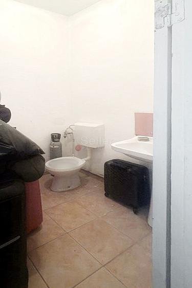 Spatiu depozitare - 6