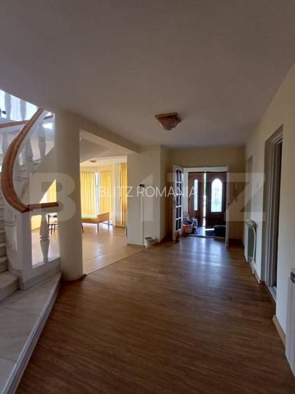 Casa individuala cu 5 camere, 1001 mp teren, zona Materna