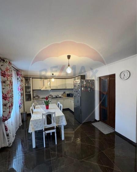 Casa / Vila cu 6 camere de vanzare in zona Ultracentral - 17