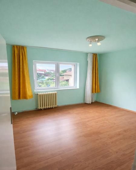 Apartament cu 4 camere decomandate, confort I, 80mp, etaj 1, finisat, cu 2 bai si 2 balcoane - 2
