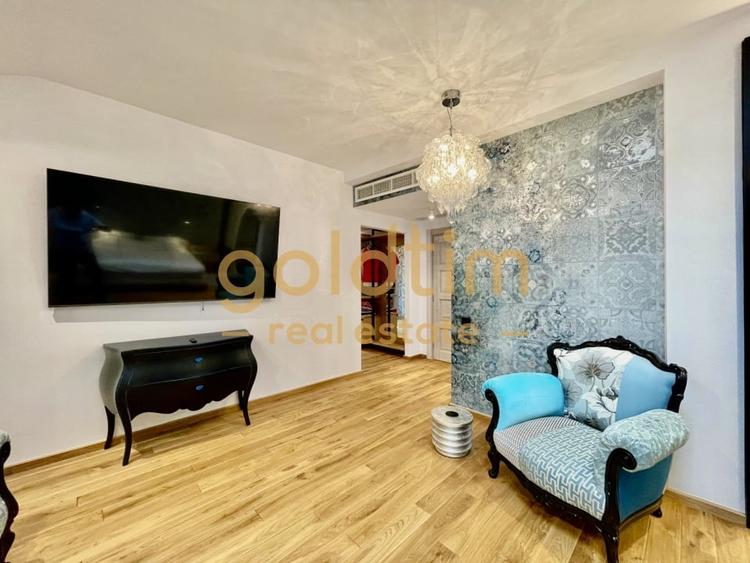 UNICA/ABSOLUT SUPERBA/ VILA INDIVIDUALA/IANCU NICOLAE/CURTE GENEROASA - 95