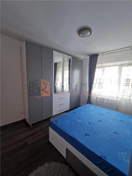 Apartament 3 camere decomandat zona Micro 3 - 4