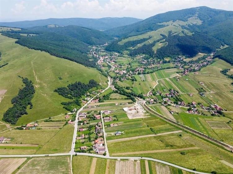 Domeniu de 6.000 mp, conditii apreciabile, Dobarlau, Covasna - 3