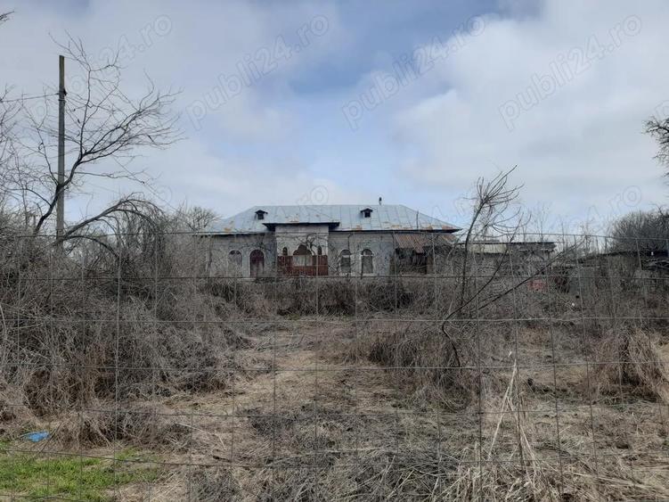 vand casa in comuna Poienari Burchi,judetul Prahova - 3