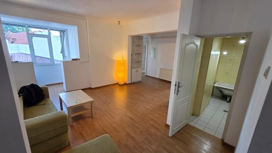 Apartament 3 camere - 12