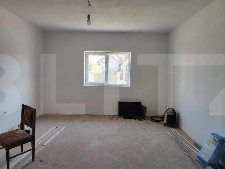 Casa spatioasa renovata - 10