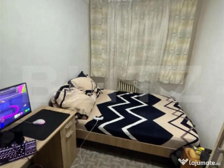 Apartament 3 camere, 55 mp, zona Vest - 9 mai - 9