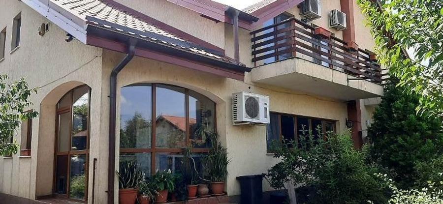 Corbeanca,vila amenajata deosebit,teren 500 mp,crama,foisor,vegetatie matura - 1