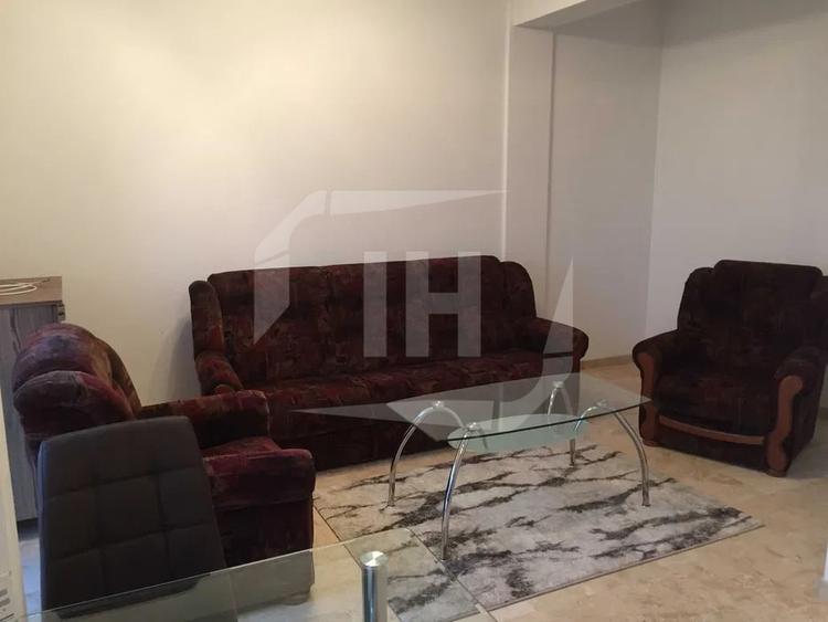 Apartament cu 2 camere semidecomandat, mobilat în Mărăști