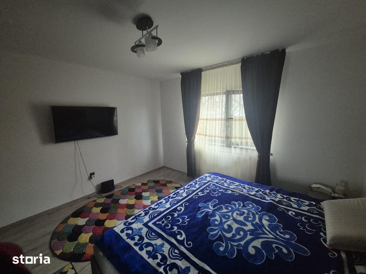 Casă cu 3 camere cu Teren 450 Mp în Tomești