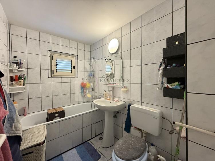 Apartament cu 3 camere / etaj 4 / Cartier Intre Lacuri - 6