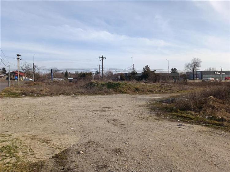 Teren intravilan Otopeni cu deschidere la DN1 - 1